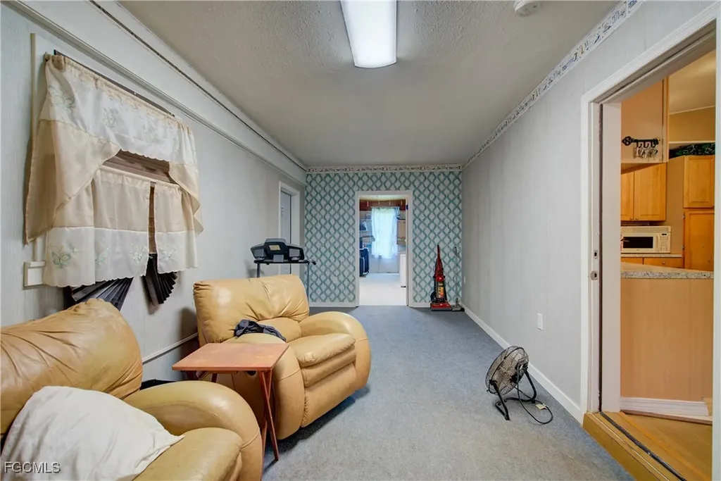 2405 Zoysia Lane North Fort Myers FL 33917