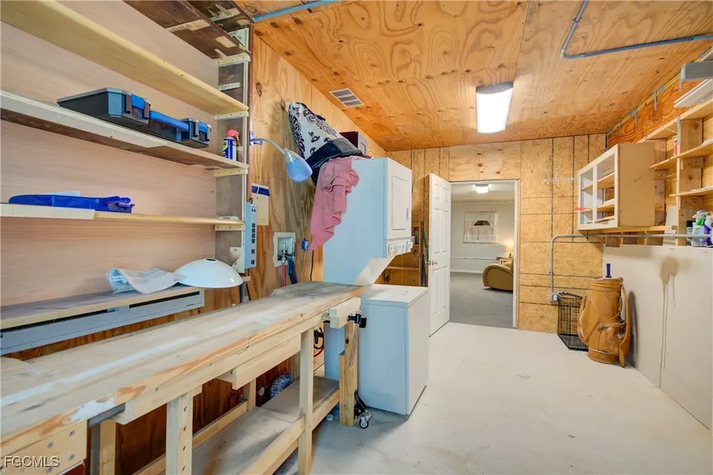 2405 Zoysia Lane North Fort Myers FL 33917