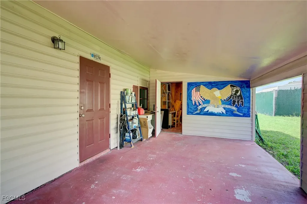 2405 Zoysia Lane North Fort Myers FL 33917