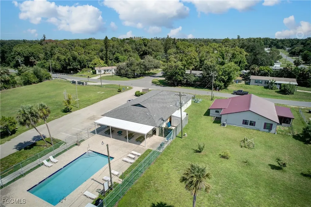 2405 Zoysia Lane North Fort Myers FL 33917