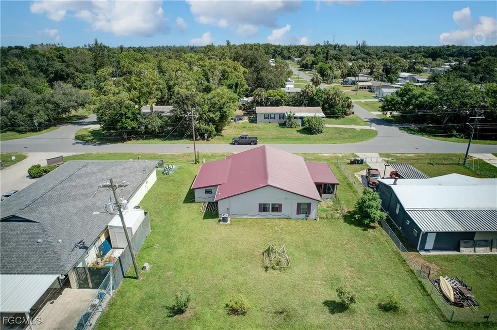 2405 Zoysia Lane North Fort Myers FL 33917