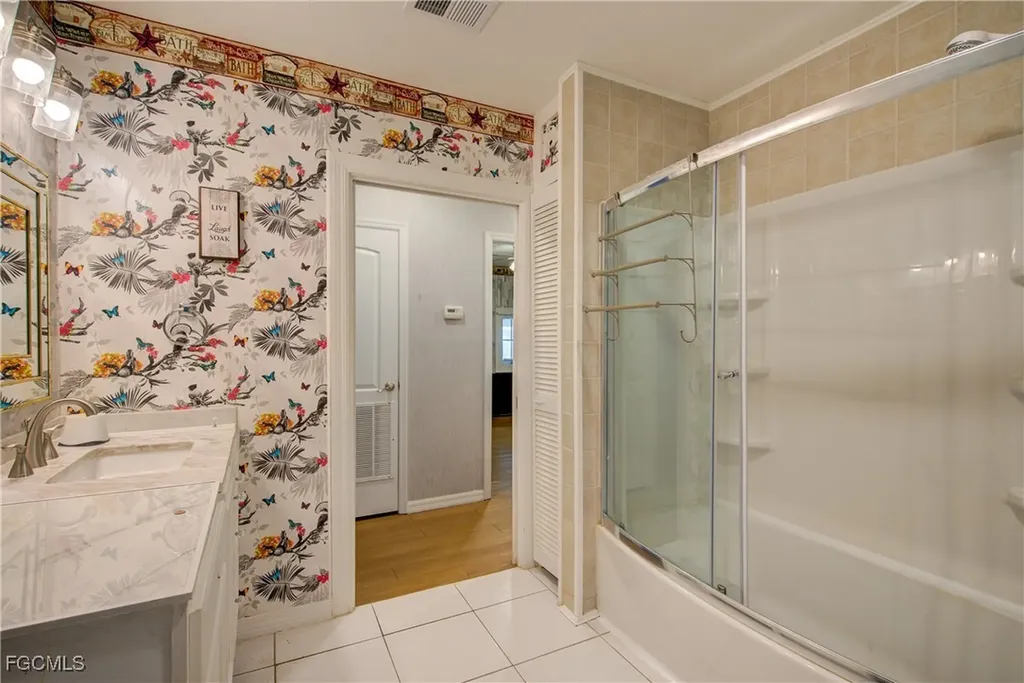 2405 Zoysia Lane North Fort Myers FL 33917