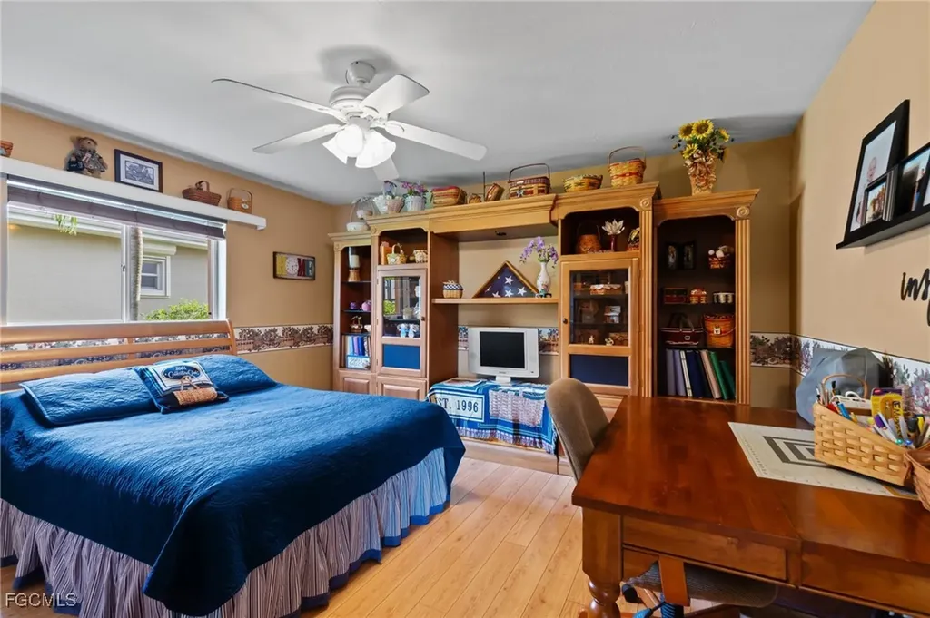 2515 SE 19th Avenue Cape Coral FL 33904