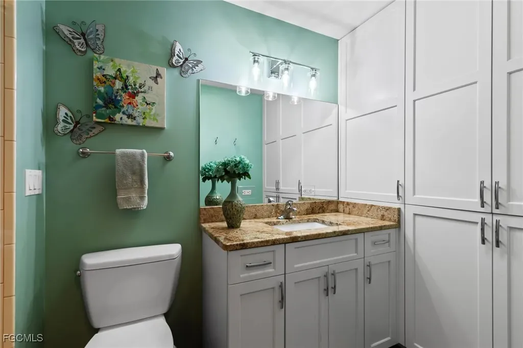 2515 SE 19th Avenue Cape Coral FL 33904