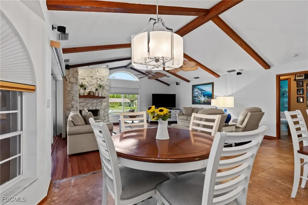 2515 SE 19th Avenue Cape Coral FL 33904