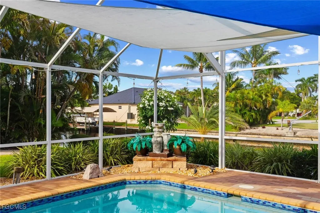 2515 SE 19th Avenue Cape Coral FL 33904