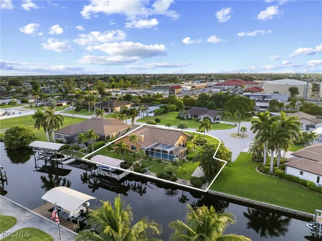 2515 SE 19th Avenue Cape Coral FL 33904