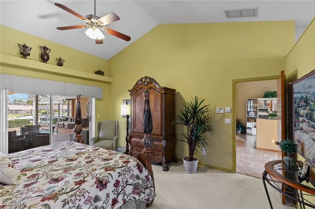 2515 SE 19th Avenue Cape Coral FL 33904