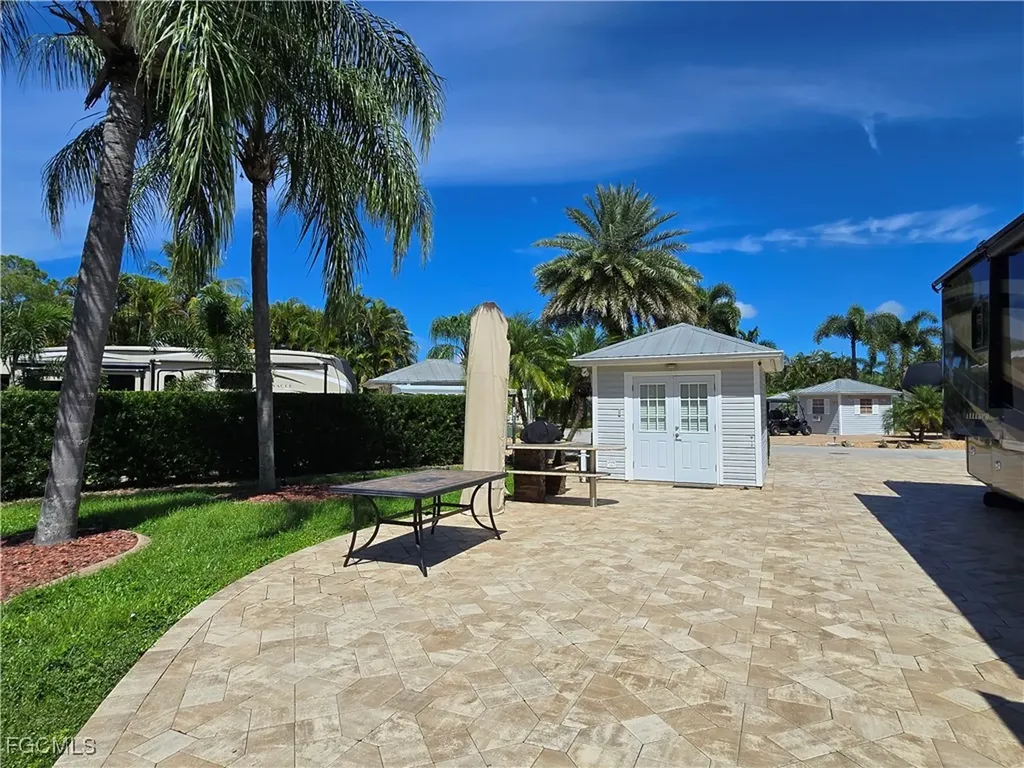 5902 Burrwood Court Fort Myers FL 33905