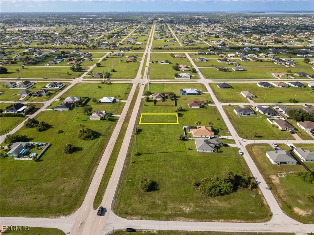 820 El Dorado Boulevard N Cape Coral FL 33993