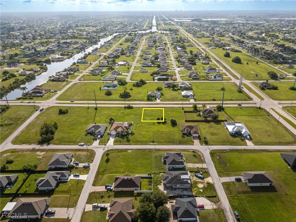 820 El Dorado Boulevard N Cape Coral FL 33993