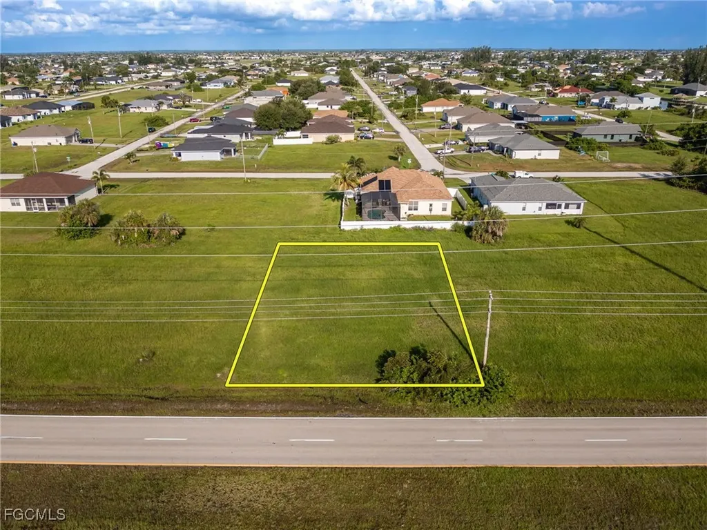 820 El Dorado Boulevard N Cape Coral FL 33993