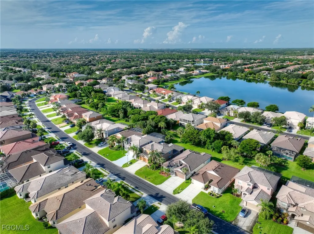 12718 Stone Tower Loop Fort Myers FL 33913