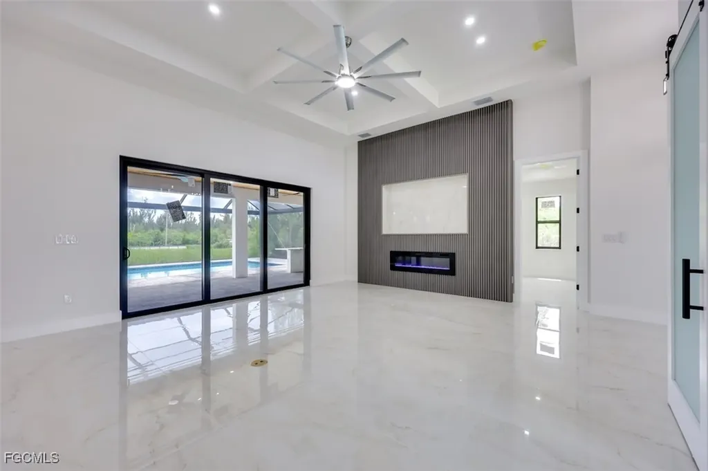 3436 SW 8th Street Cape Coral FL 33991