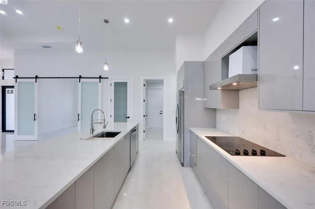 3436 SW 8th Street Cape Coral FL 33991