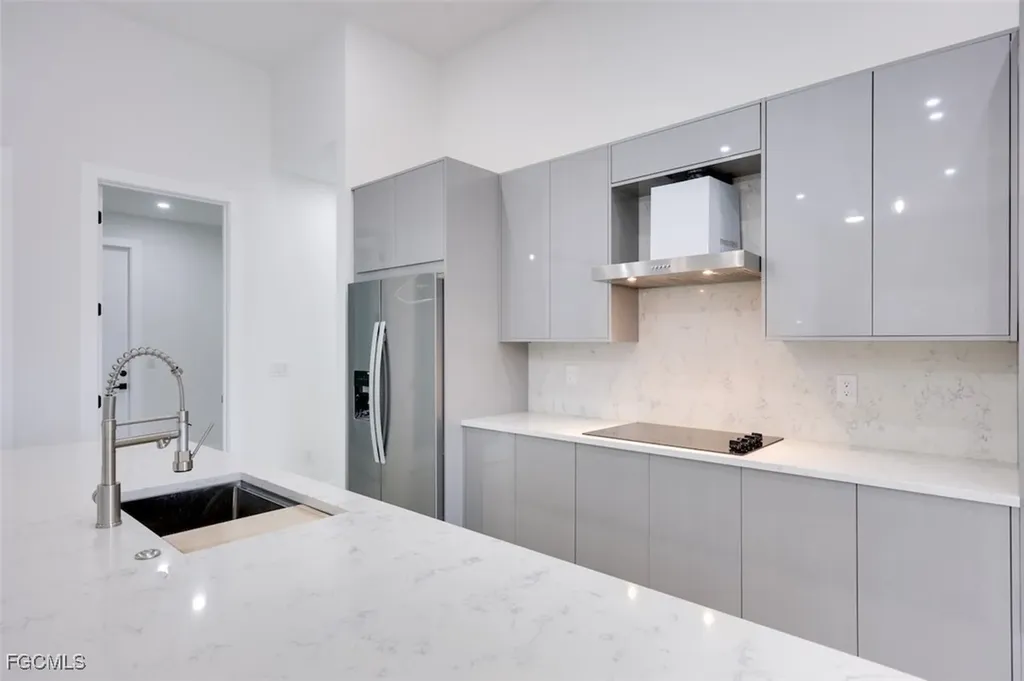 3436 SW 8th Street Cape Coral FL 33991