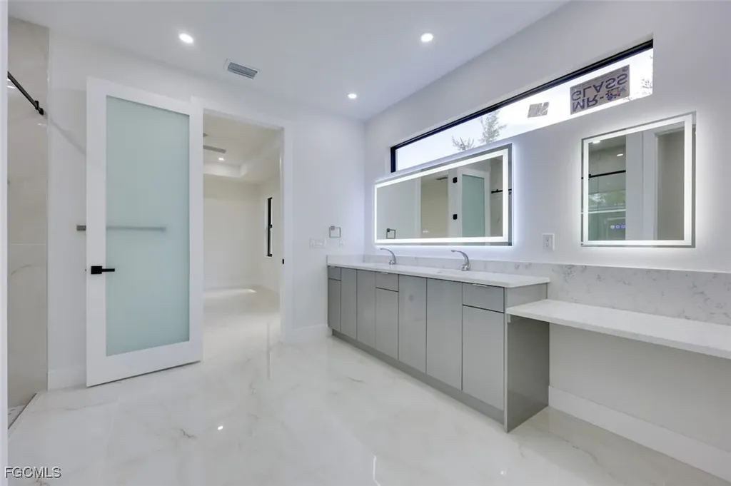 3436 SW 8th Street Cape Coral FL 33991