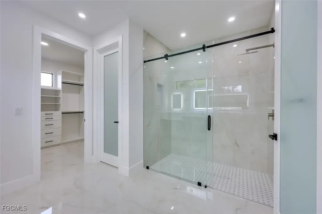 3436 SW 8th Street Cape Coral FL 33991