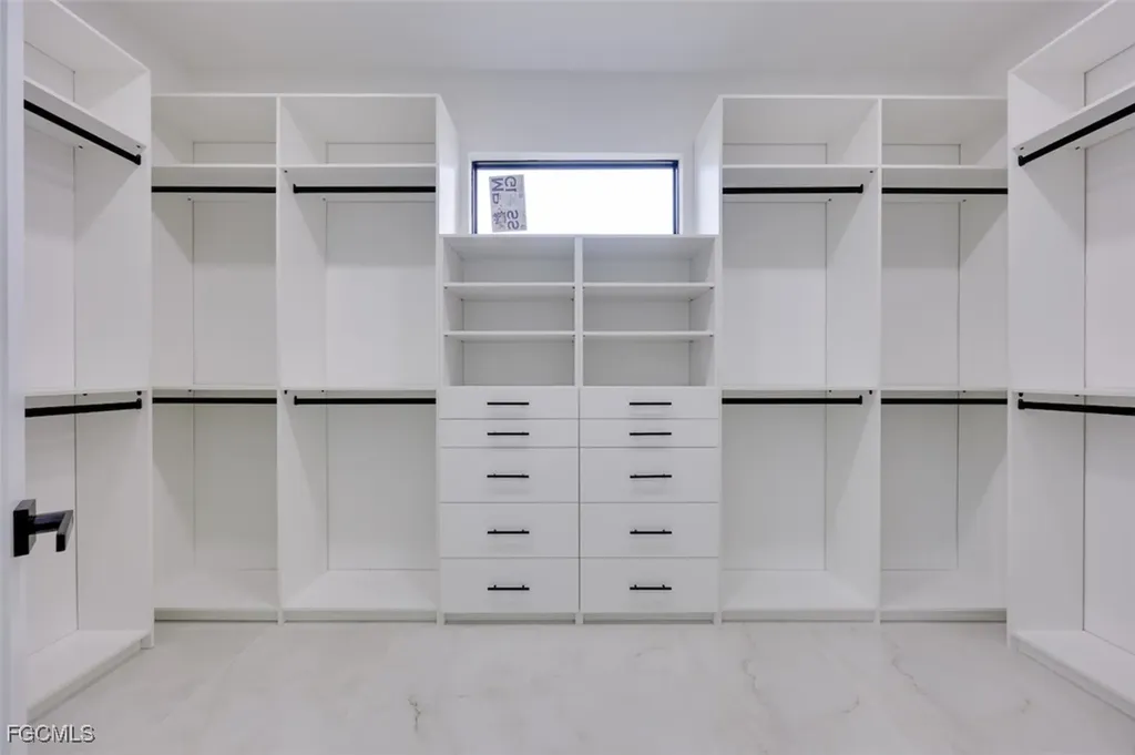 3436 SW 8th Street Cape Coral FL 33991