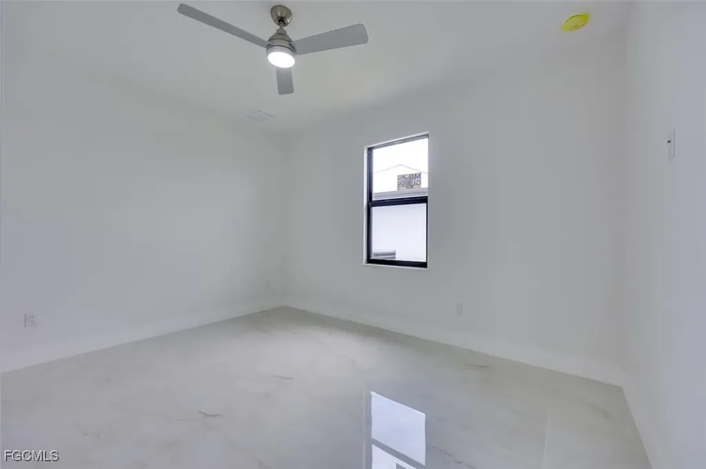 3436 SW 8th Street Cape Coral FL 33991