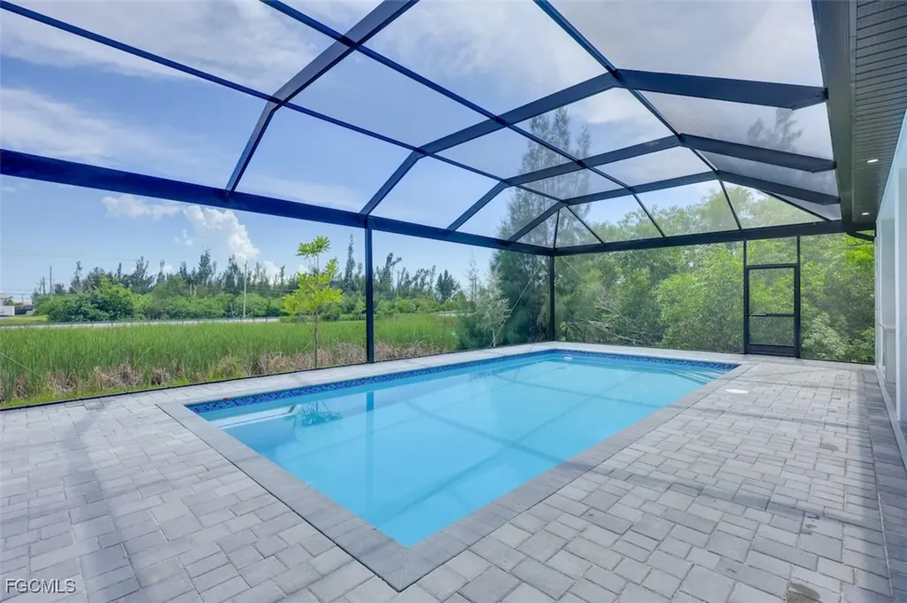 3436 SW 8th Street Cape Coral FL 33991