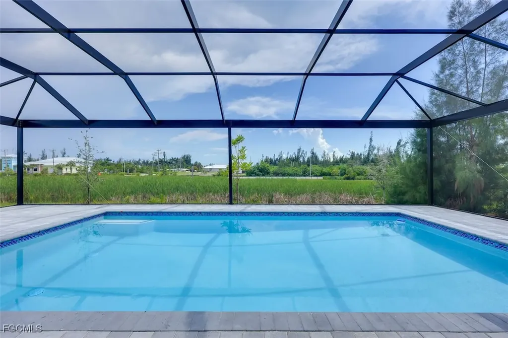 3436 SW 8th Street Cape Coral FL 33991