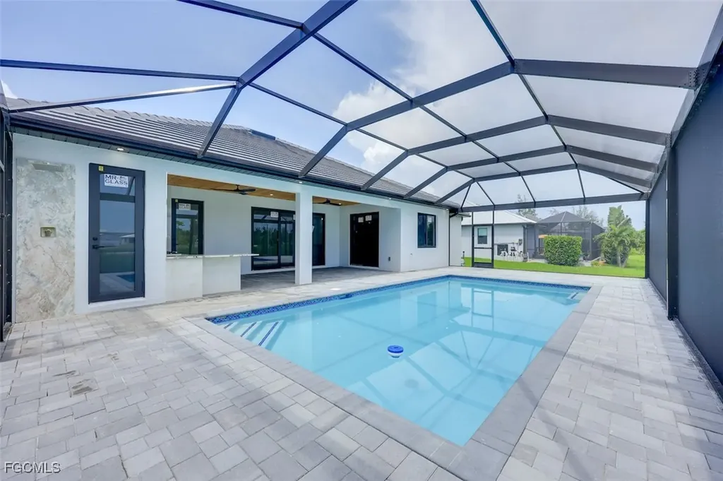 3436 SW 8th Street Cape Coral FL 33991