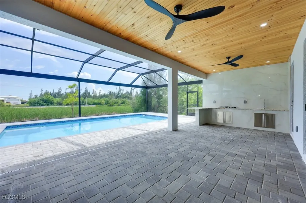 3436 SW 8th Street Cape Coral FL 33991