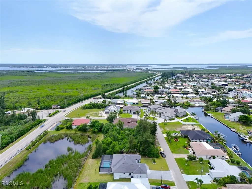 3436 SW 8th Street Cape Coral FL 33991