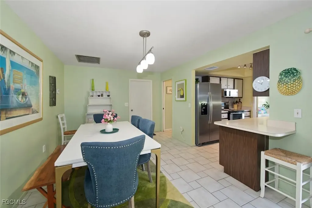6520 Duquesne Drive Fort Myers FL 33919