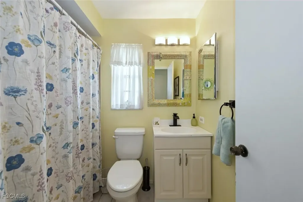 6520 Duquesne Drive Fort Myers FL 33919