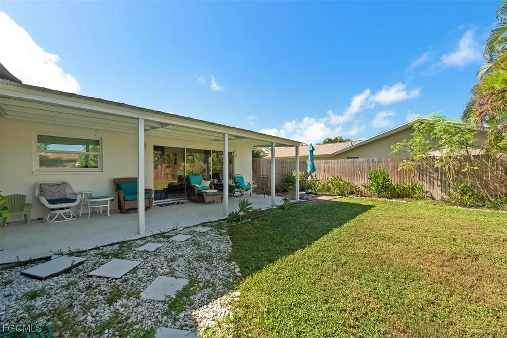 6520 Duquesne Drive Fort Myers FL 33919