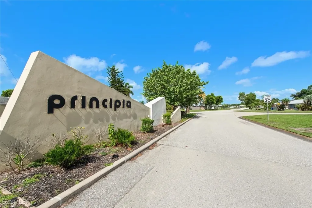 6520 Duquesne Drive Fort Myers FL 33919