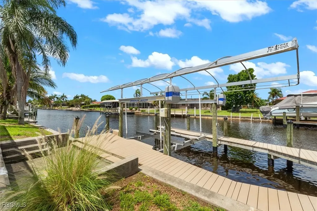 3418 SE 19th Avenue Cape Coral FL 33904