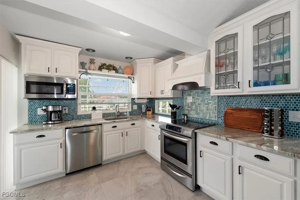 3418 SE 19th Avenue Cape Coral FL 33904