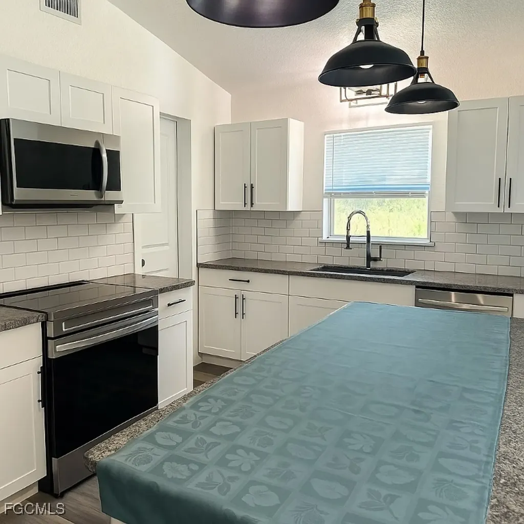 1208 E Maple Street Arcadia FL 34266