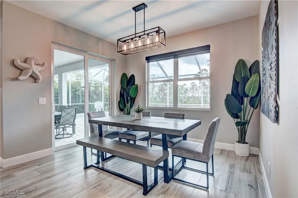 3707 Oasis Boulevard Cape Coral FL 33914