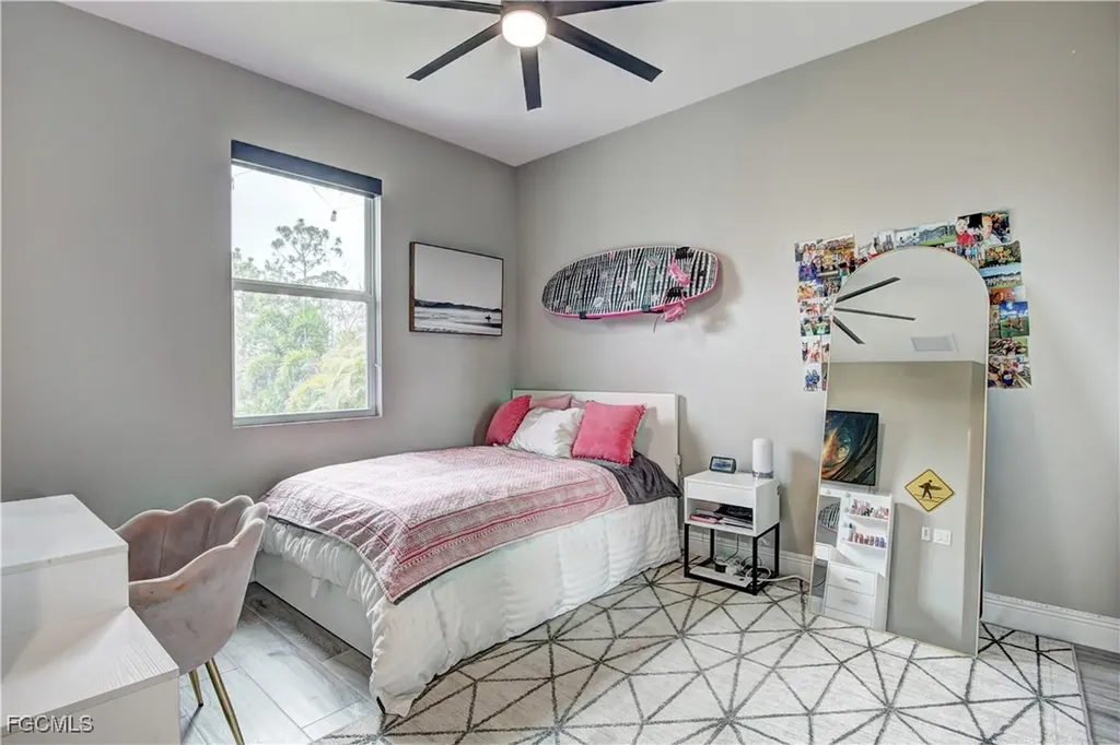 3707 Oasis Boulevard Cape Coral FL 33914