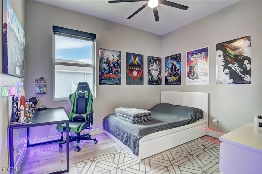 3707 Oasis Boulevard Cape Coral FL 33914