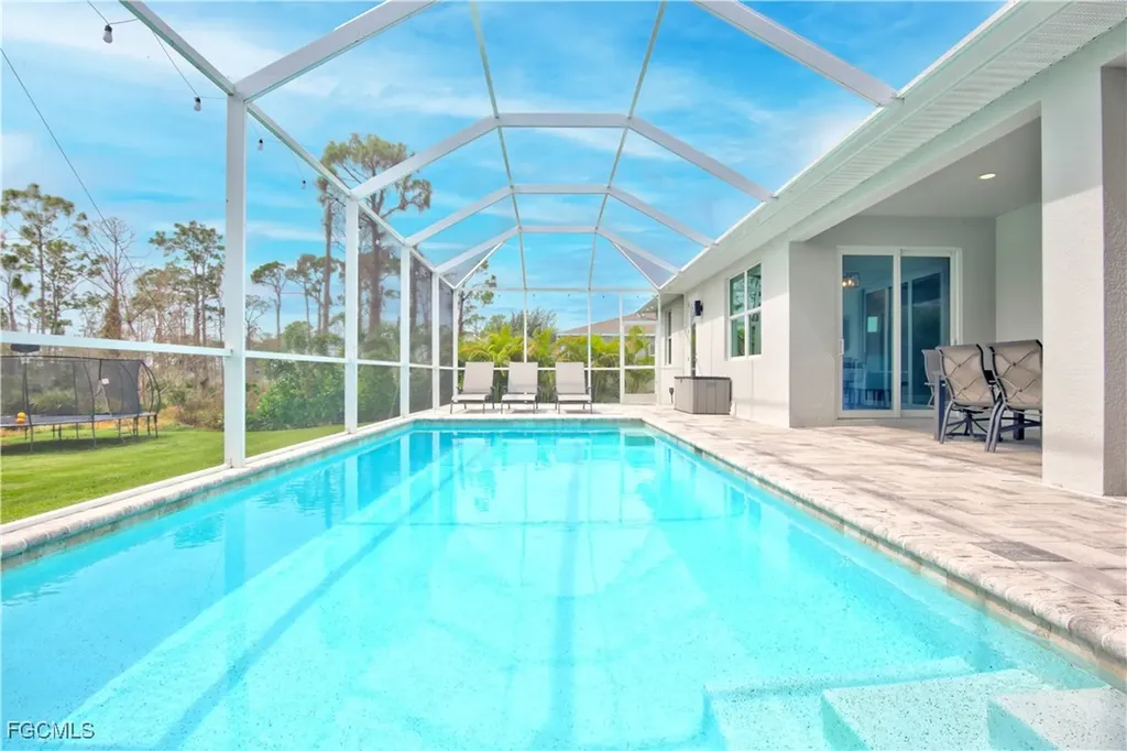 3707 Oasis Boulevard Cape Coral FL 33914