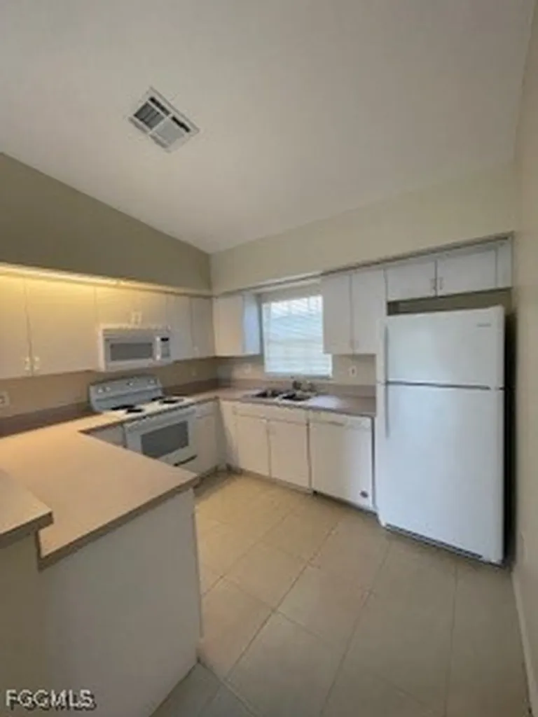 4521/4523 22nd Street SW Lehigh Acres FL 33973