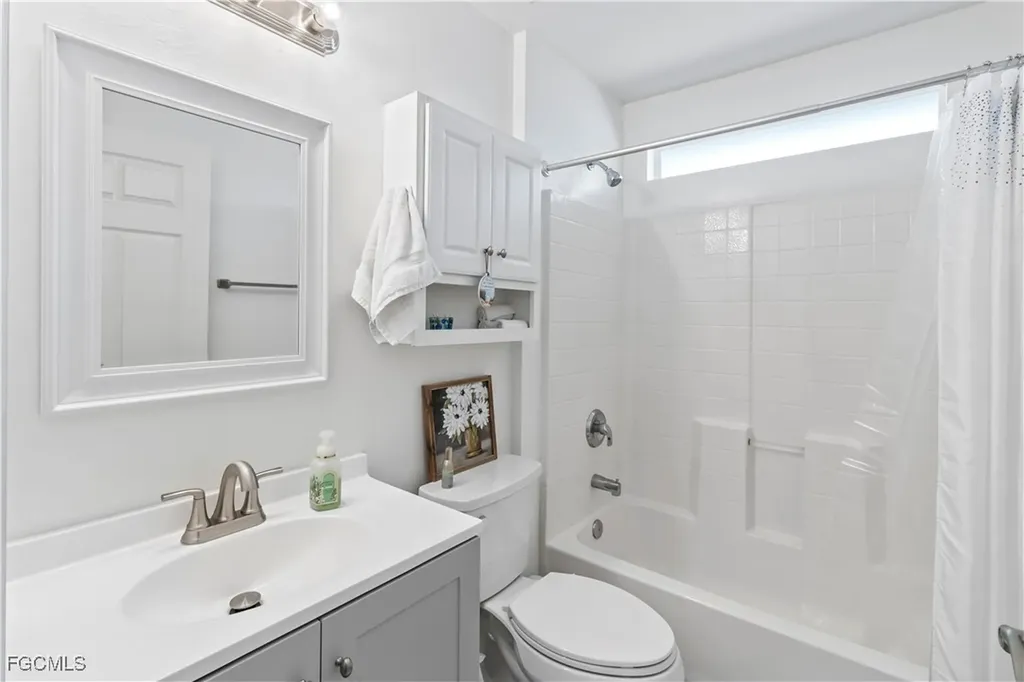 3601 SW 3rd Terrace Cape Coral FL 33991