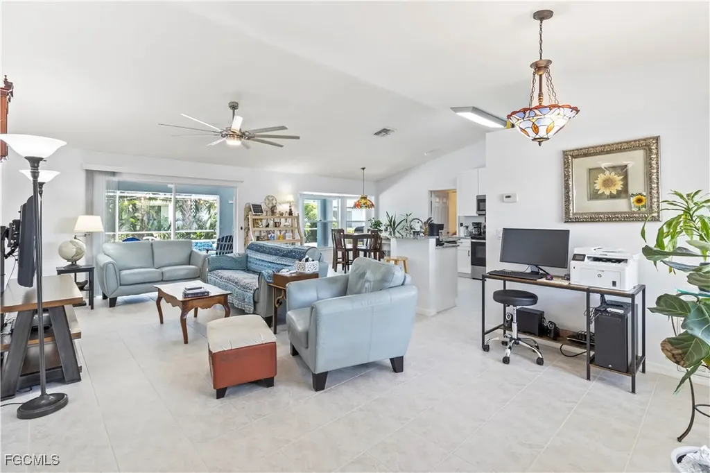 3601 SW 3rd Terrace Cape Coral FL 33991