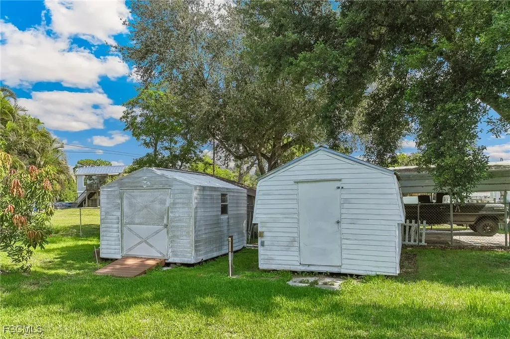 19760 Adams Road Fort Myers FL 33908