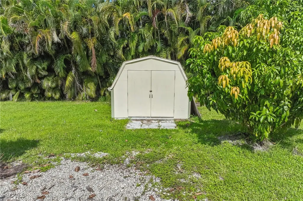 19760 Adams Road Fort Myers FL 33908