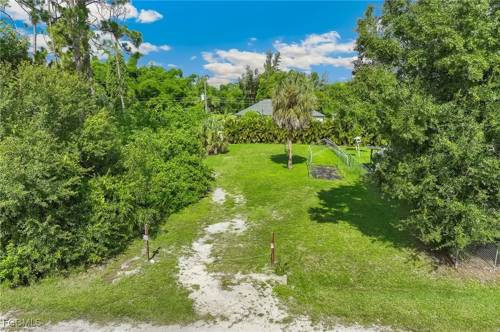 19760 Adams Road Fort Myers FL 33908