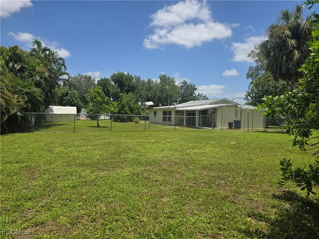 19760 Adams Road Fort Myers FL 33908