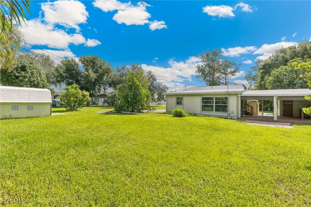 19760 Adams Road Fort Myers FL 33908