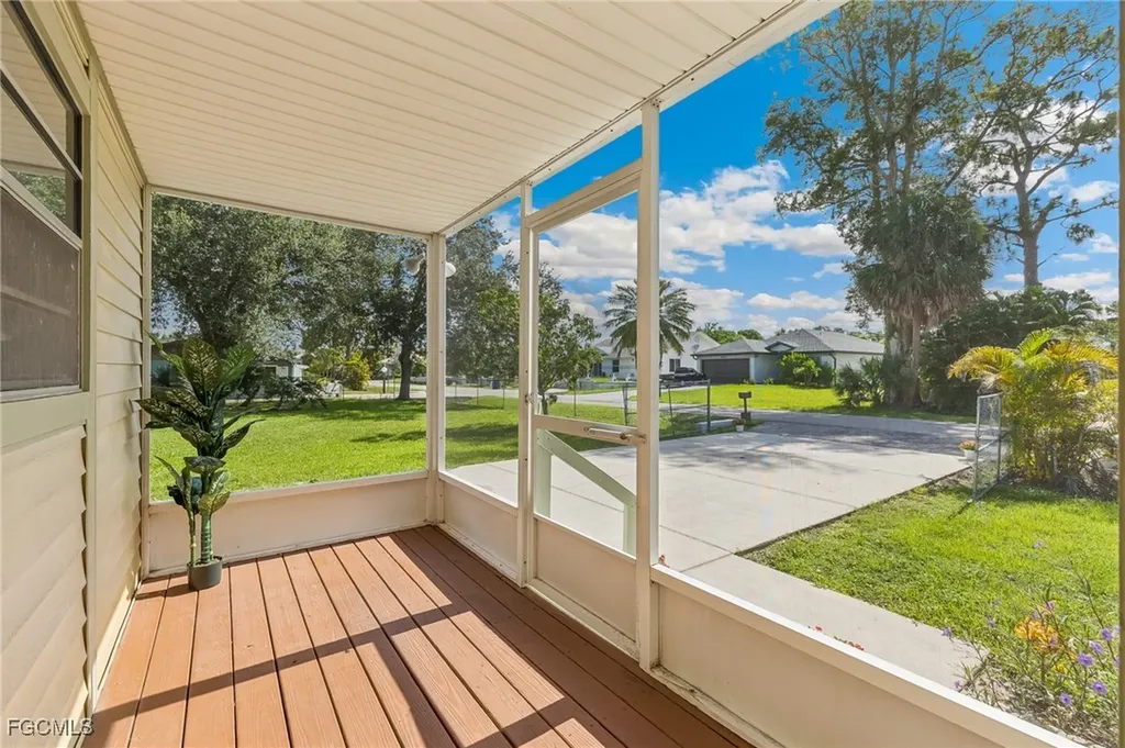 19760 Adams Road Fort Myers FL 33908