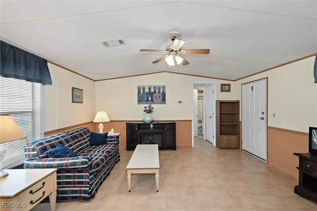 215 Shrub Lane N North Fort Myers FL 33917